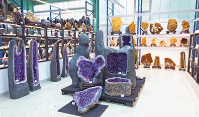 Drusen Amethyst und Bergkristall mit Meditation